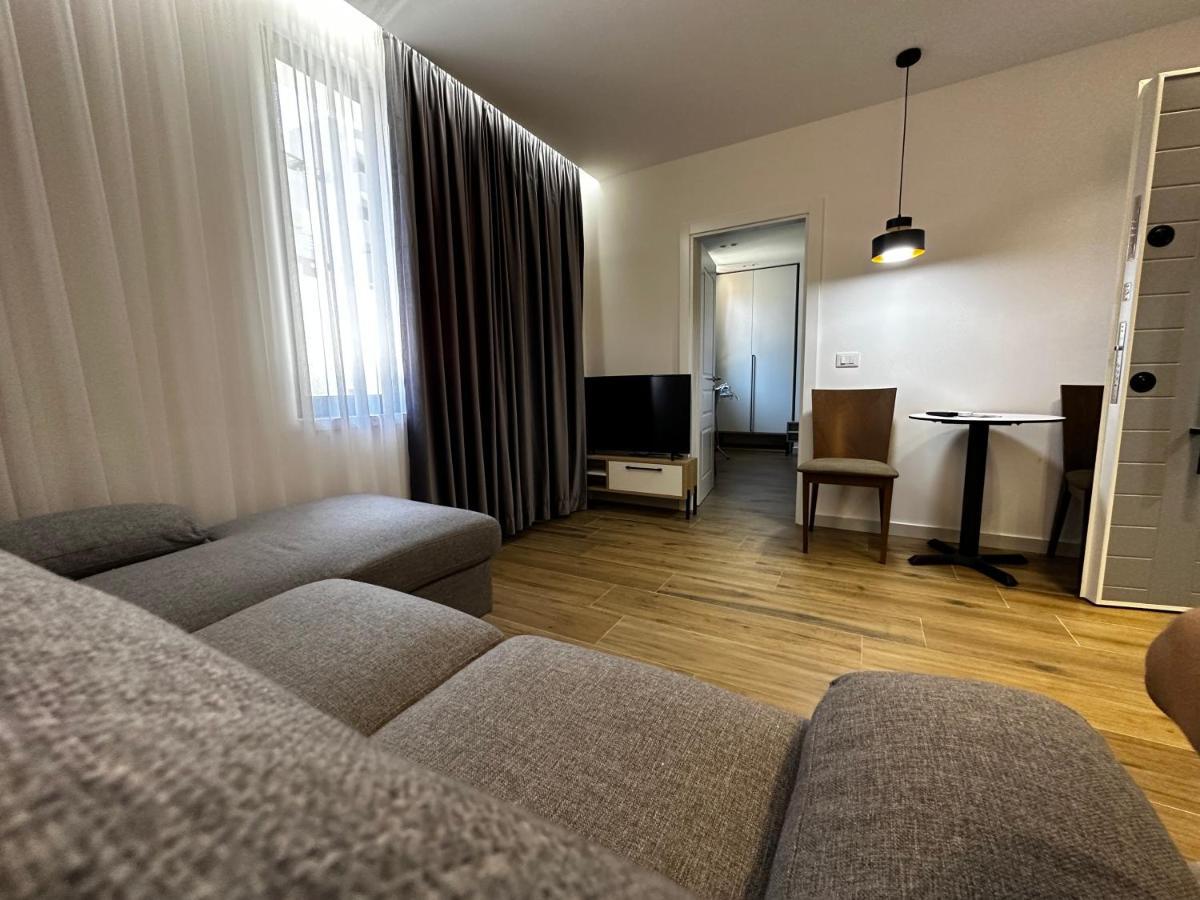 Alvi Apartment 地拉那 外观 照片