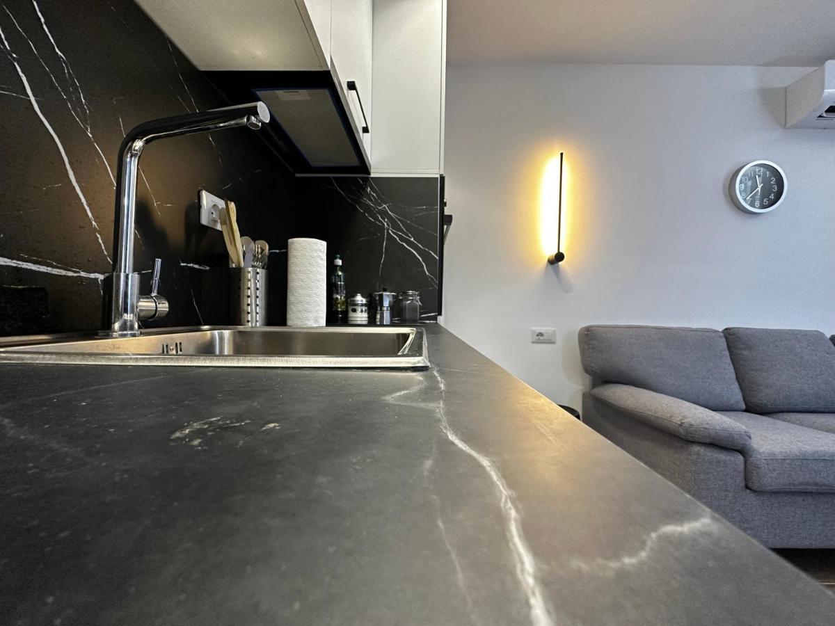 Alvi Apartment 地拉那 外观 照片